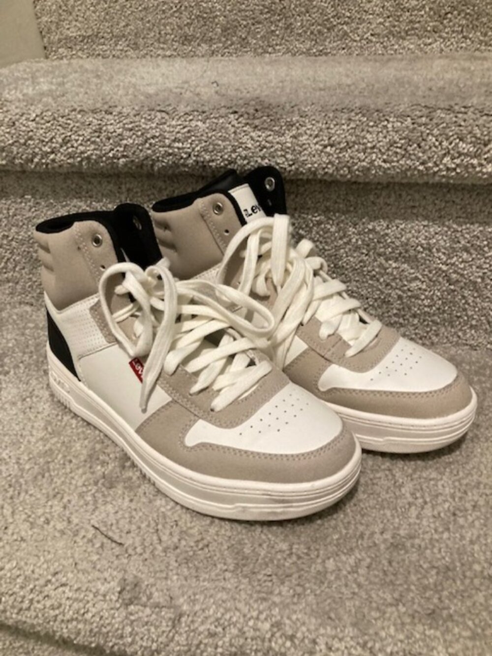 LEVIS Hightop Dunks - Picture 2 of 4